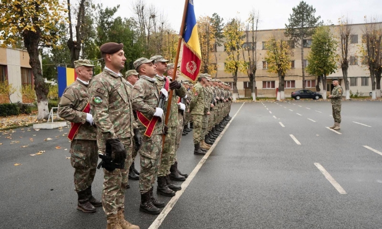 61 de posturi de soldați gradați profesioniști, disponibile la unități militare din Prahova și Dâmbovița