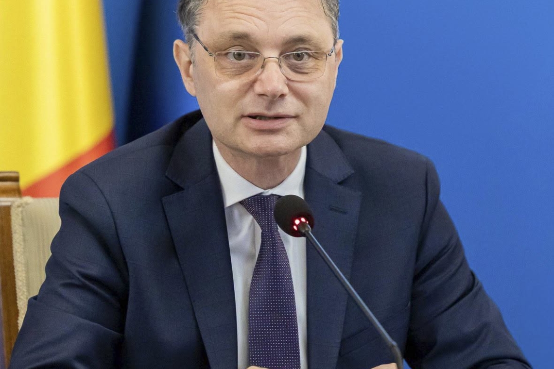 Luca Niculescu a depus programul de guvernare și lista miniștrilor. Votul de învestitură, săptămâna viitoare