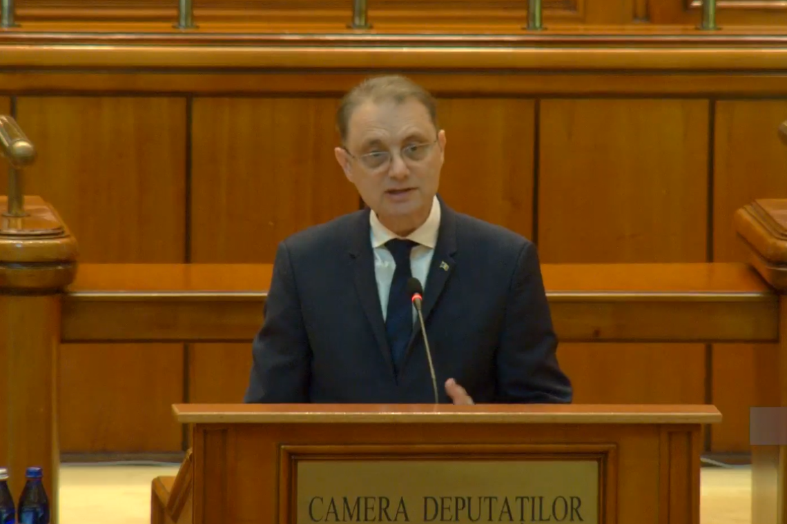 În sfârșit, avem Guvern plin! Echipa lui Luca Niculescu a trecut de votul Parlamentului! 