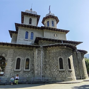 biserica2